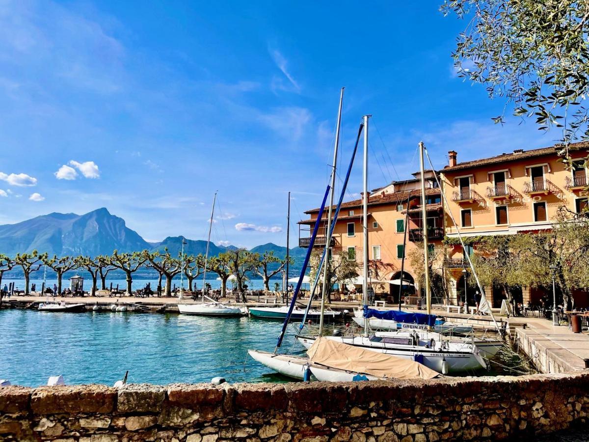 Il Sogno Al Lago Di Garda Torri Del Benaco Exterior photo